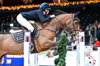 Emily Gulliver scores her biggest win at the prestigious London International Horse Show with Fleur De Nuit 8